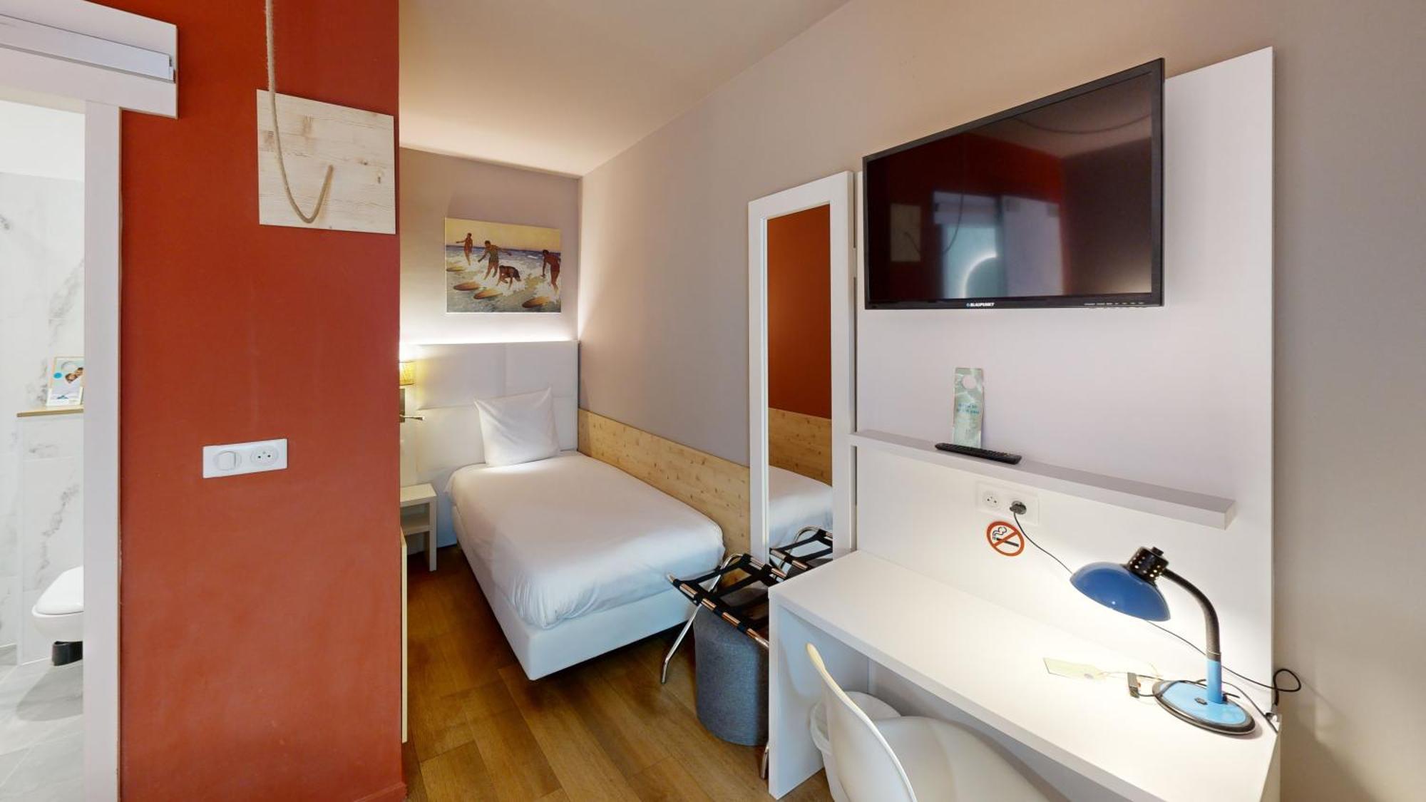 Greet Hotel Lille Gare Flandres - Groupe Accor Экстерьер фото
